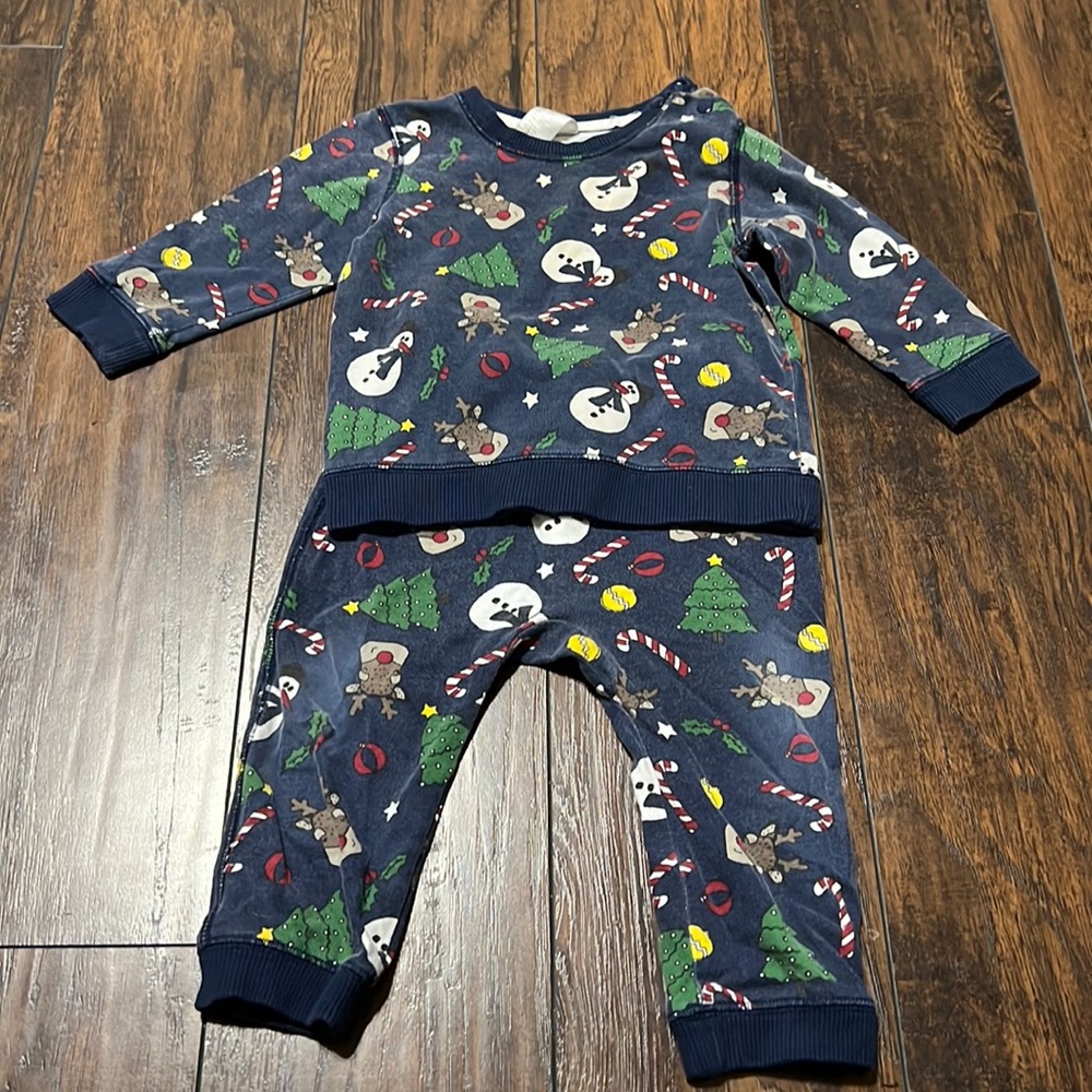 Cute Christmas Pj’s for 9-12 months baby